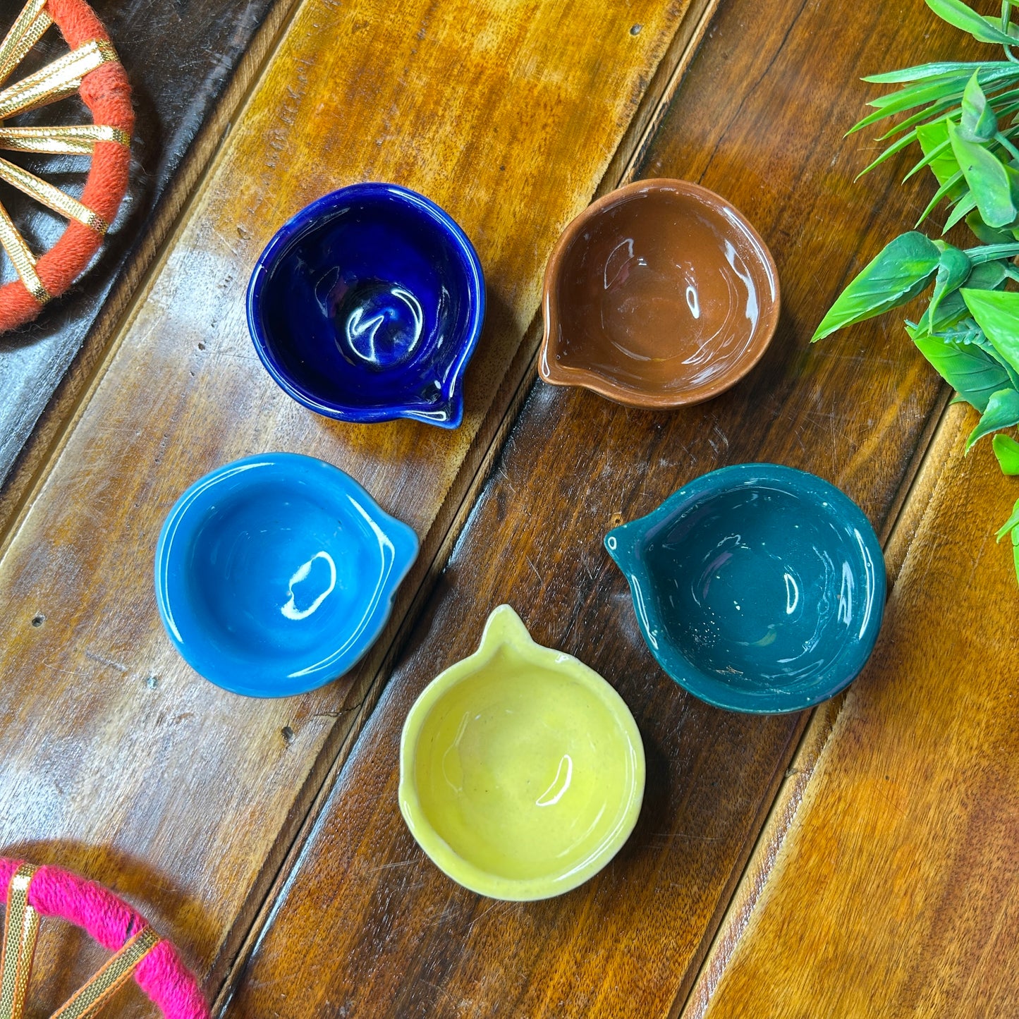 Plain Diya’s Combo (Set of 5)