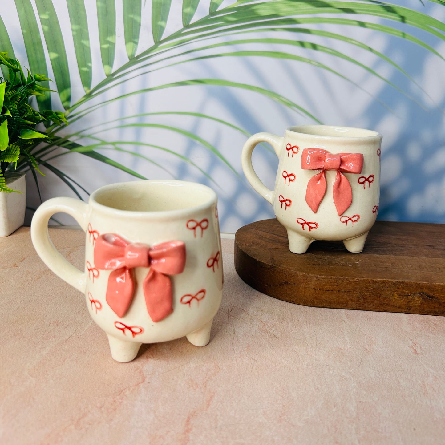 Pink Bow Leg Mug