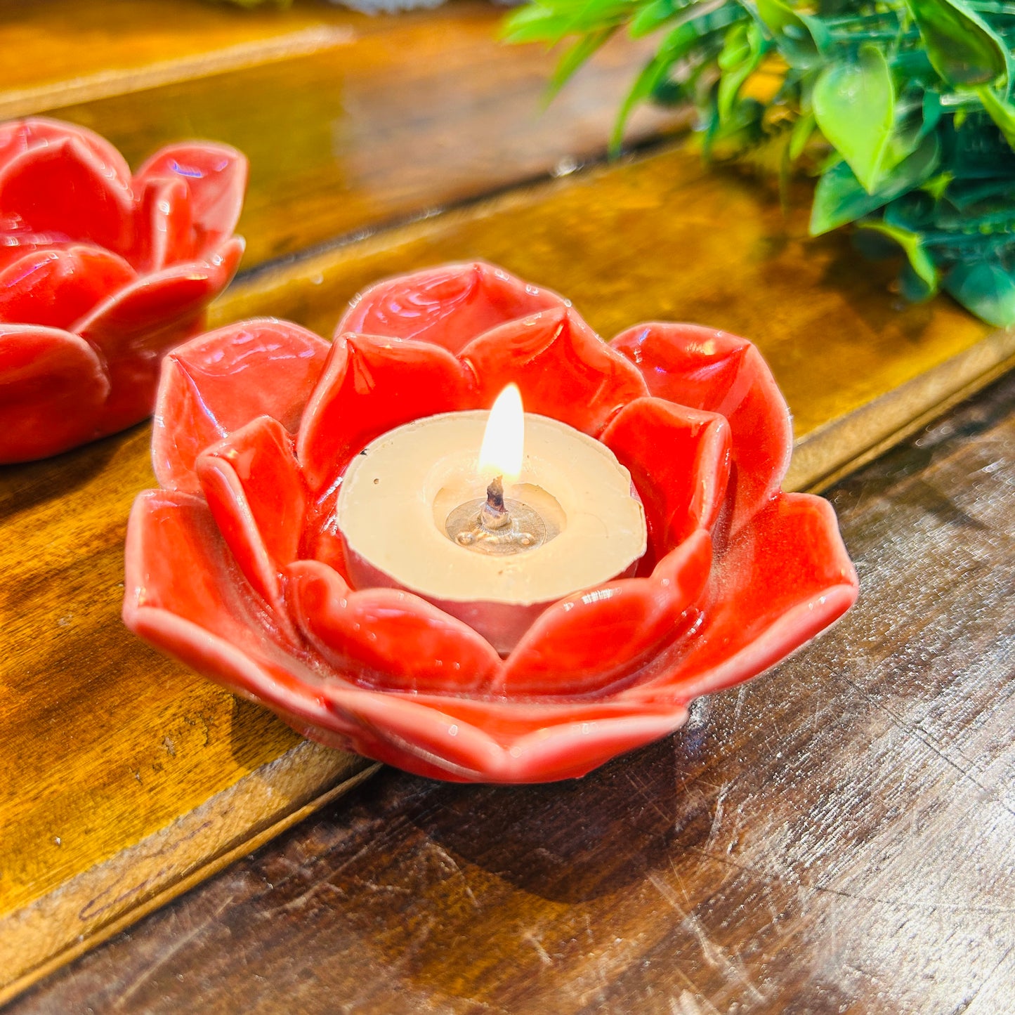 Red Flower T-Light Holder ( set of 1 )