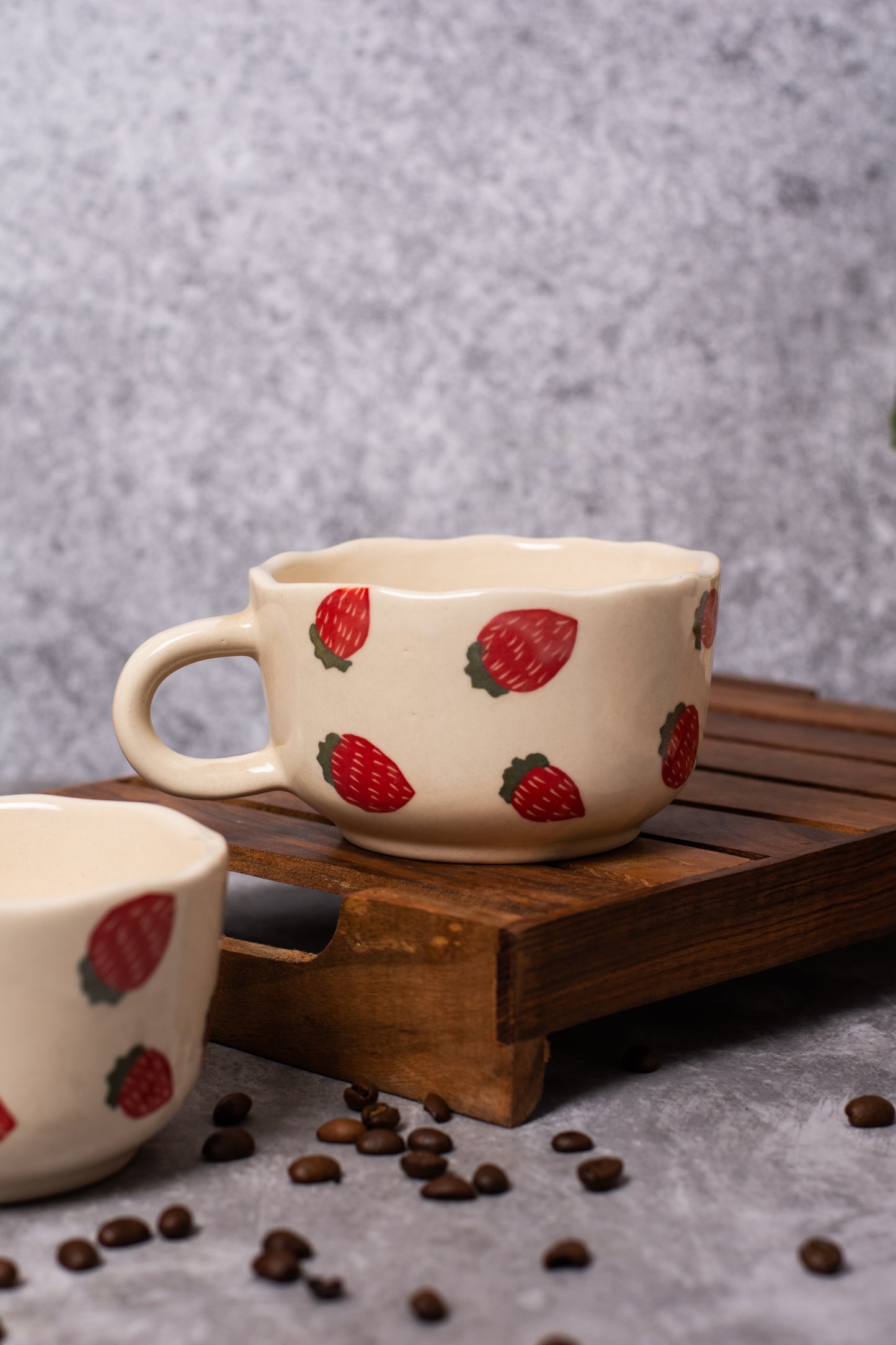 Strawberry Broad Mug (Pack of 1)