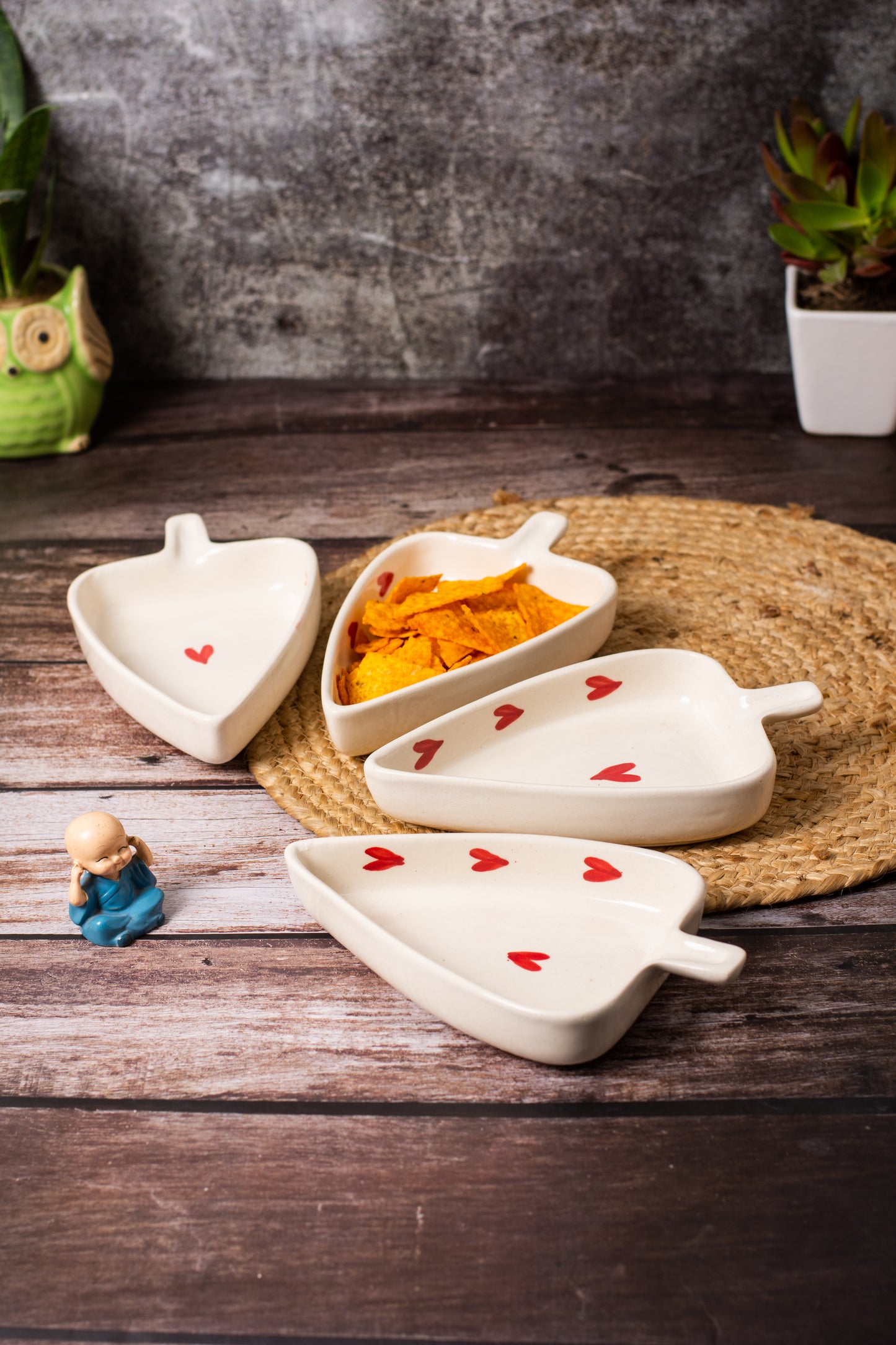 Red Heart Leaf Platter (Pack of 1)