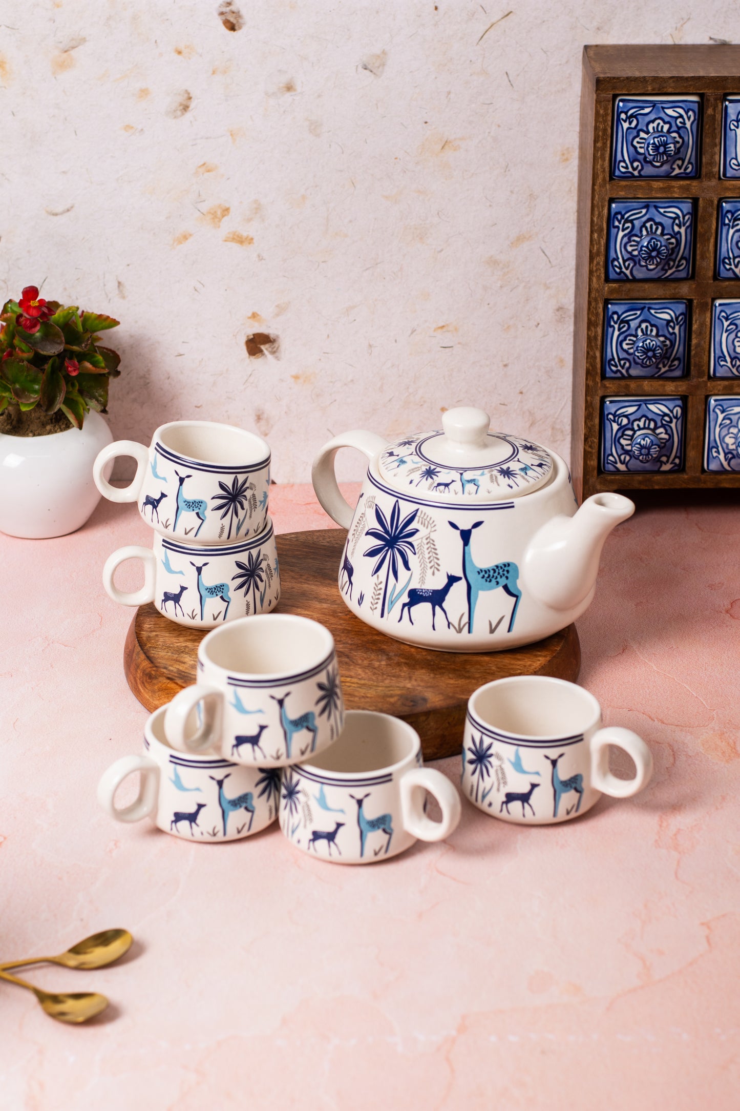 Deer Kettle Set (1 Teapot & 6 Cups)