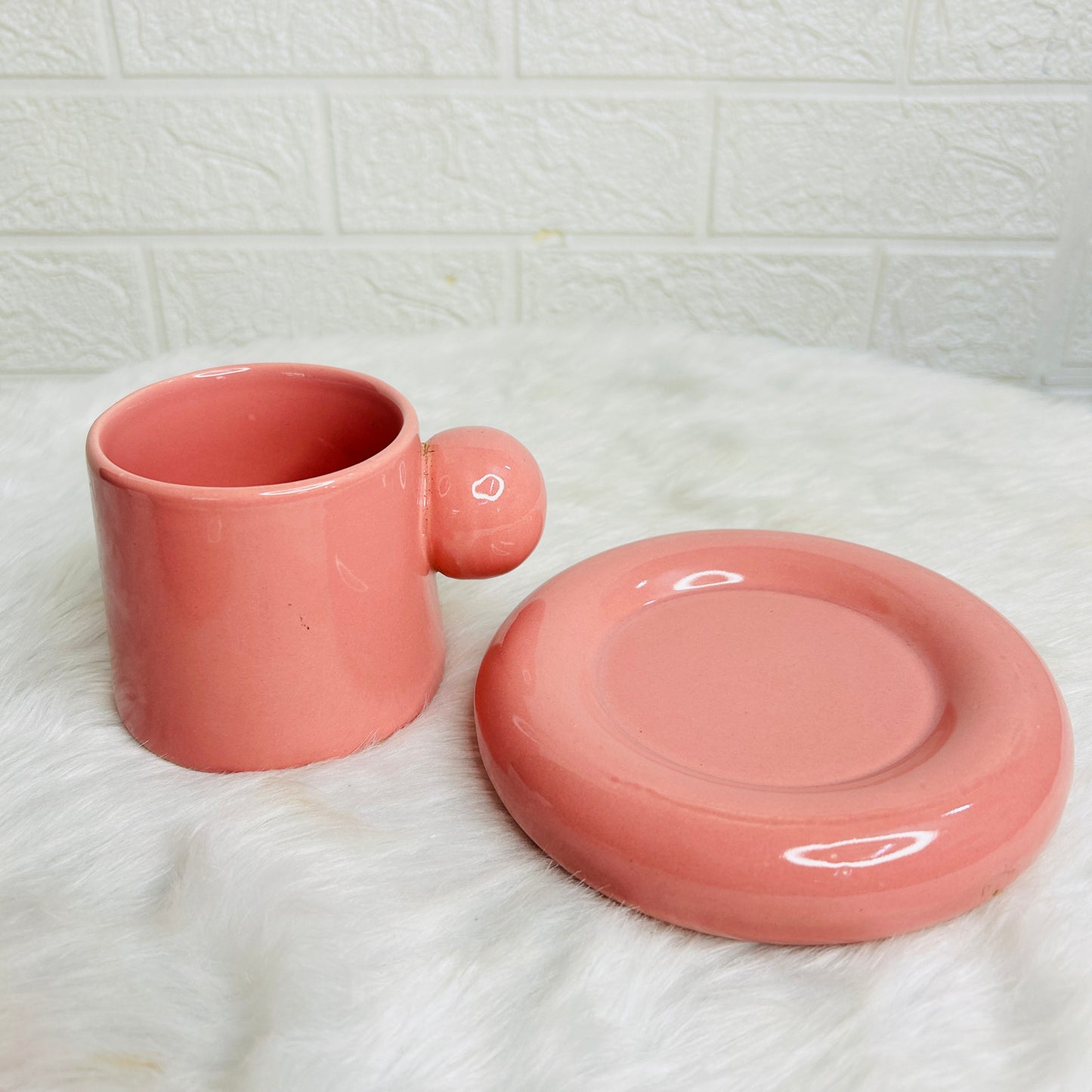 Pink Knob Mug & Saucer (Pack of 1)