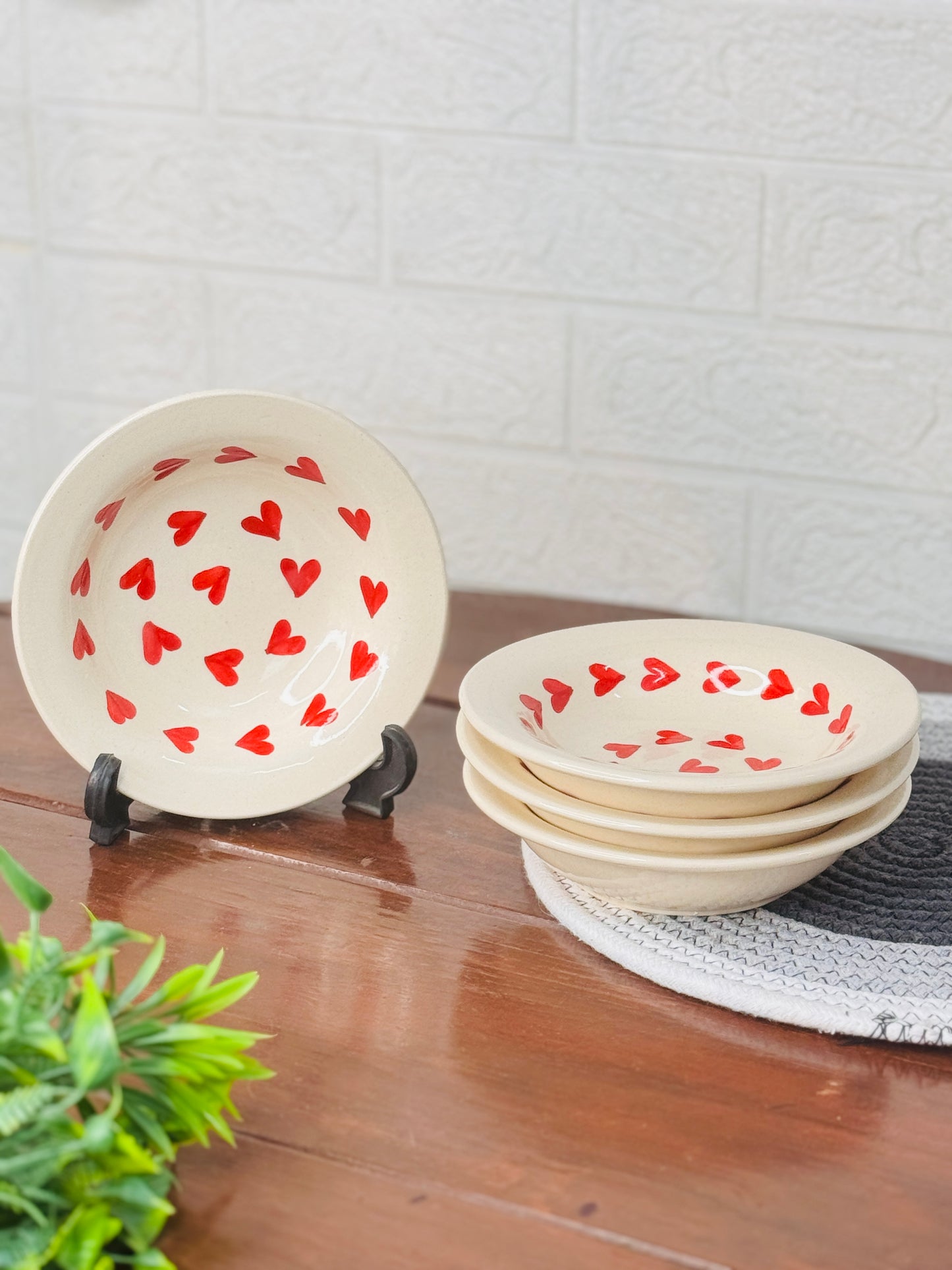 Red Heart Pasta Plate (Pack of 1)