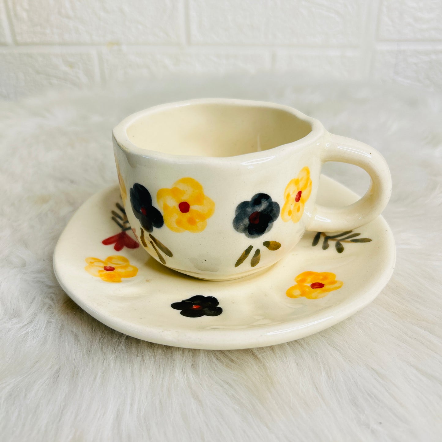Yellow Flower Cup Saucer (Pack of 1)