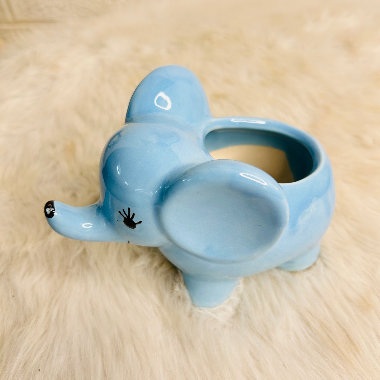 Sky Blue Elephant Planter(Pack of 1)
