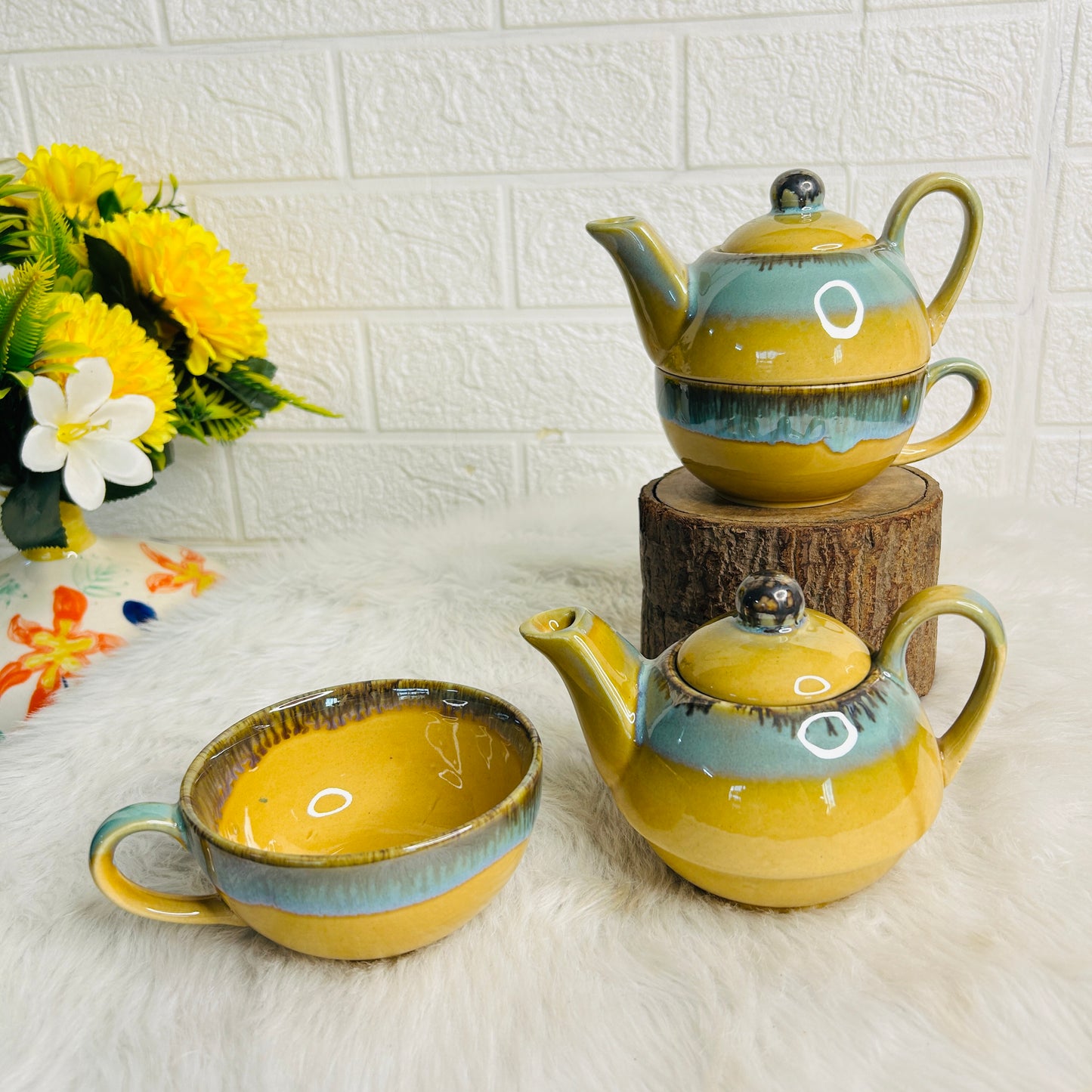 Mustard Kettle with Cup