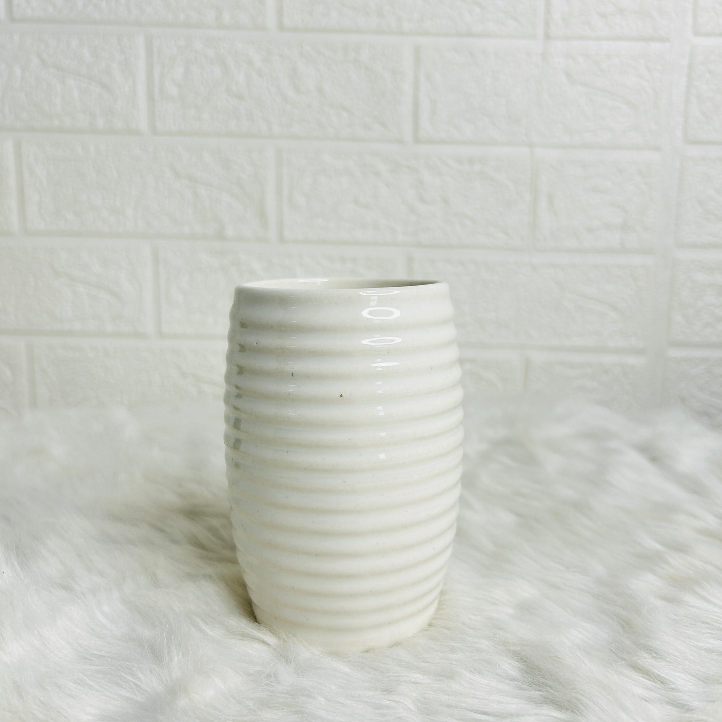 White Spiral Bathroom Set
