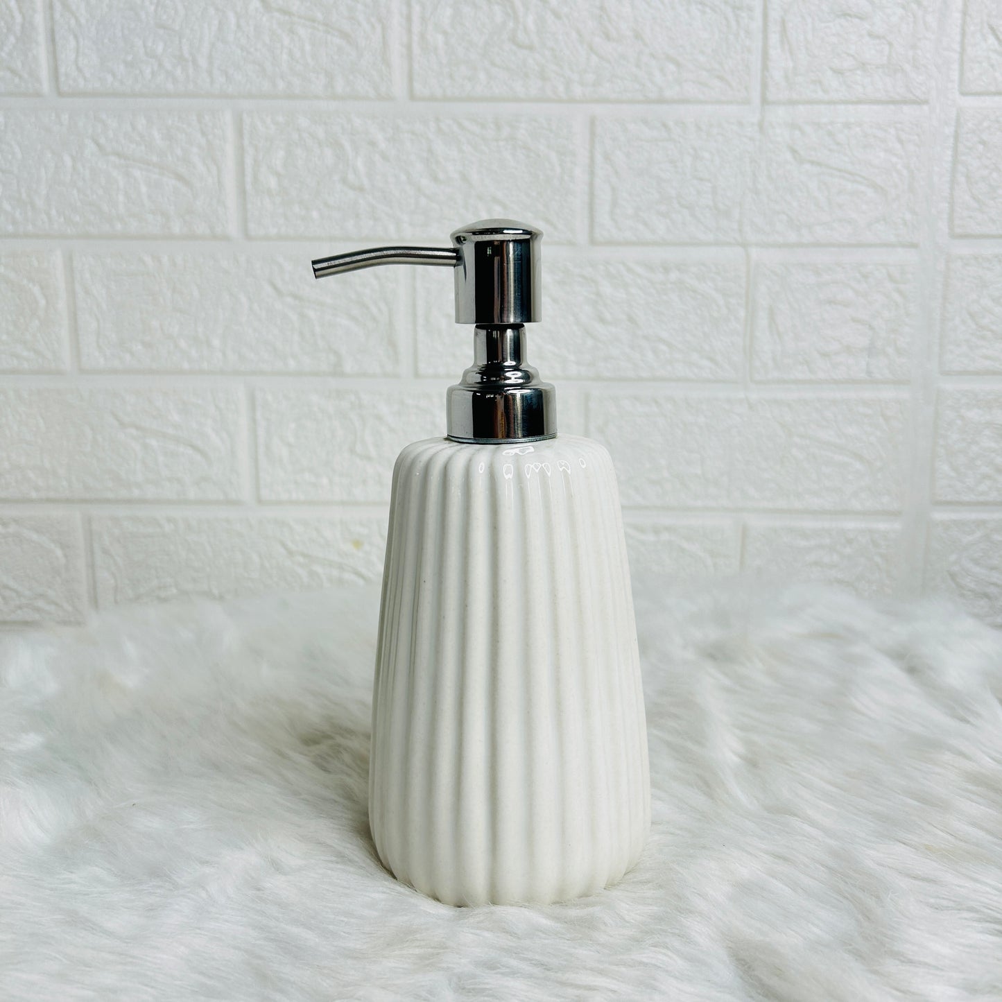 White Bathroom Set