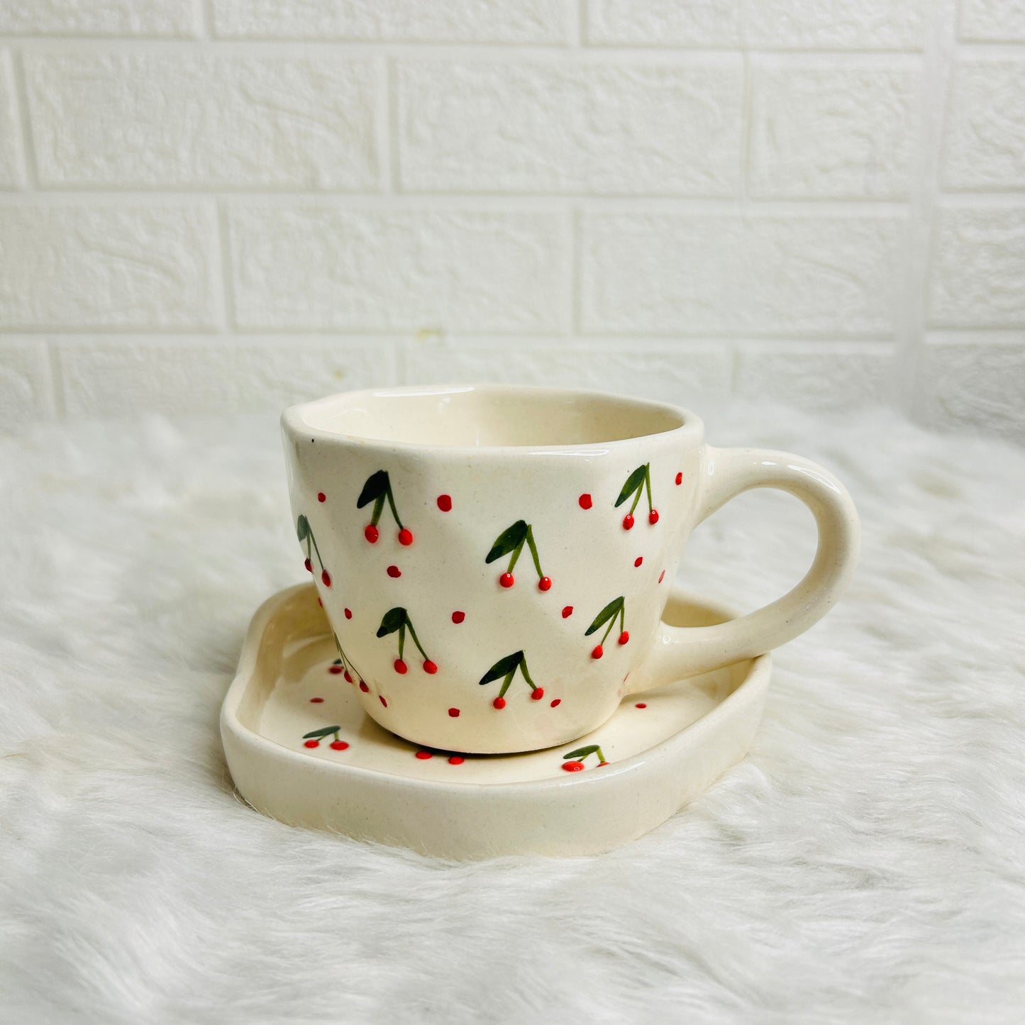Cherry Cup & Saucer (Pack of 1)