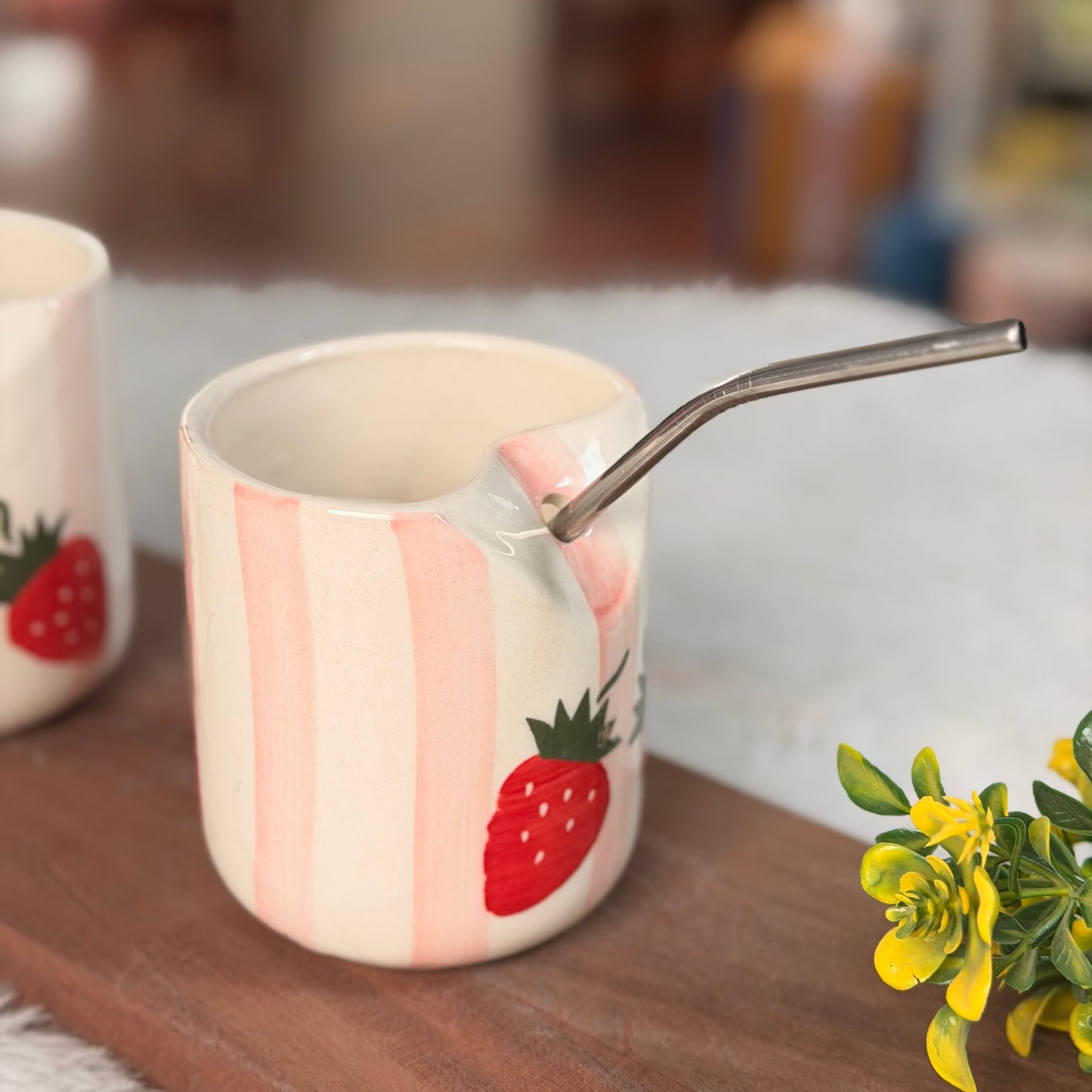 Strawberry Ceramic Yogurt Mug with Straw Holder – Cute Smoothie & Milkshake Mug