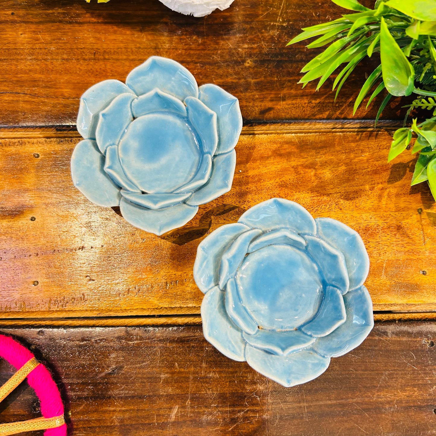 Light Blue Flower T-Light Holder ( set of 1 )