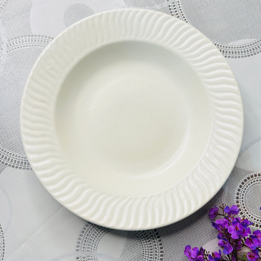 Classic White 9-Inch Pasta Plate – Elegant Ceramic Dinnerware