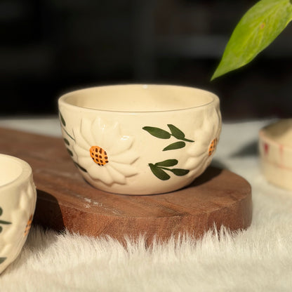 Daisy Bloom Ceramic Bowl