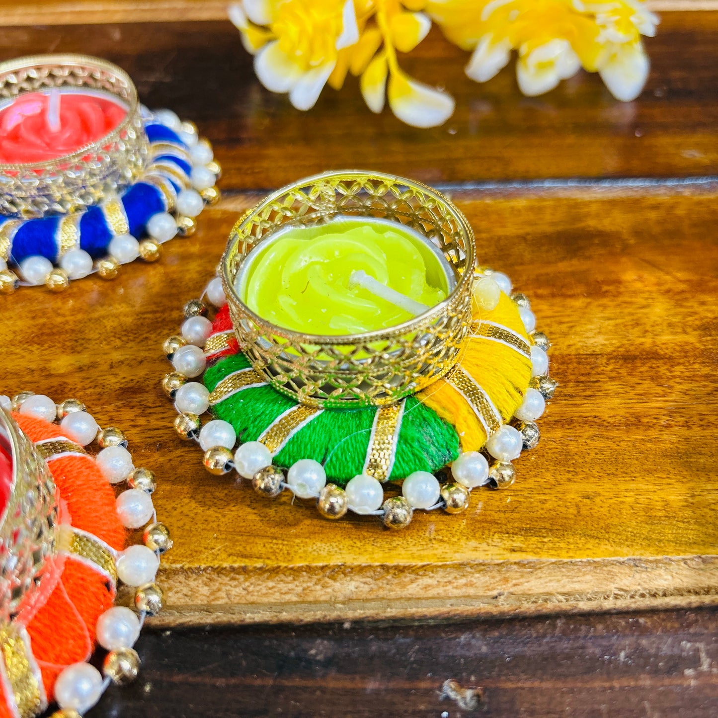 Colorful Round T light Holder with Candle (set of 4)