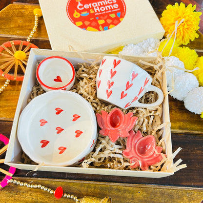 Red Heart Gift Hamper