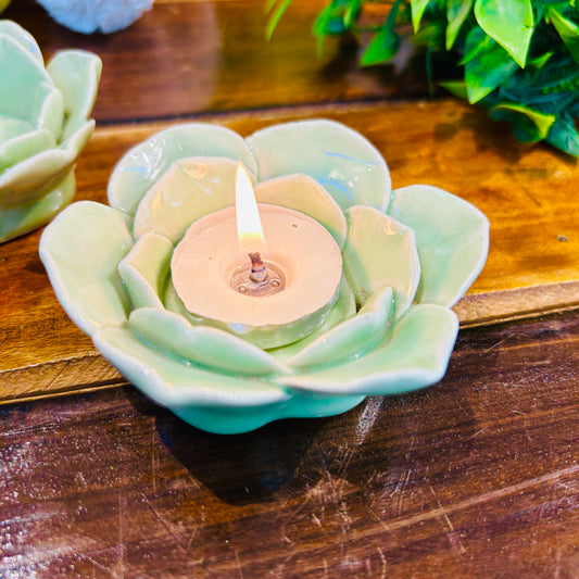 Green Flower T-Light Holder ( set of 1 )