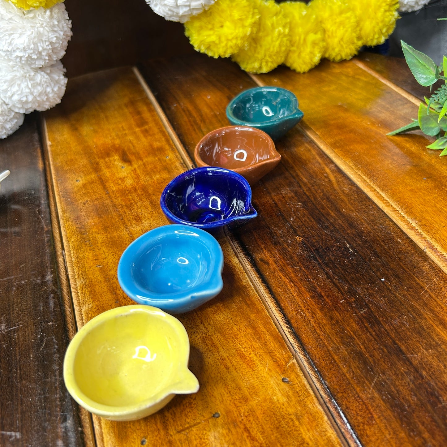 Plain Diya’s Combo (Set of 5)