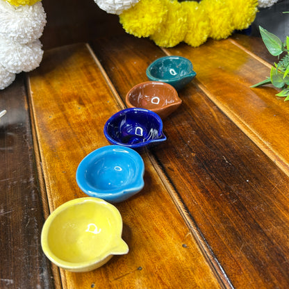 Plain Diya’s Combo (Set of 5)