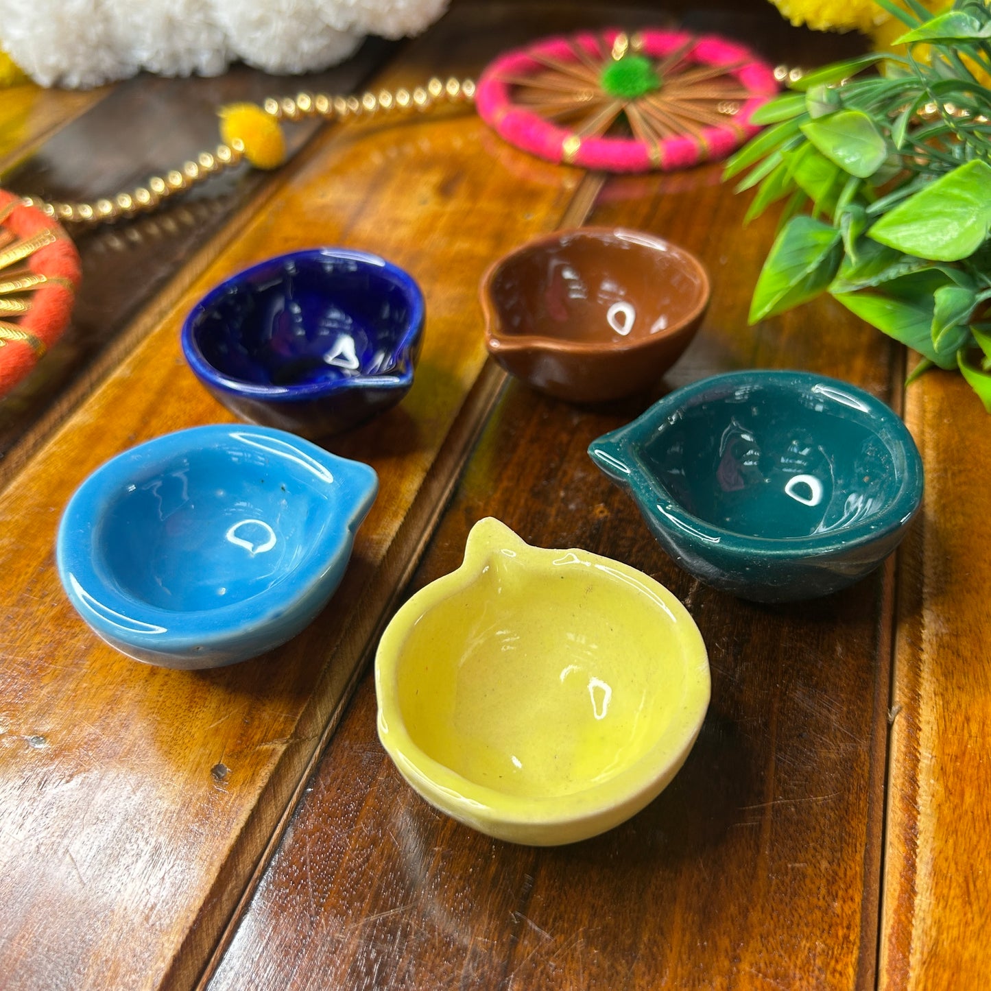 Plain Diya’s Combo (Set of 5)
