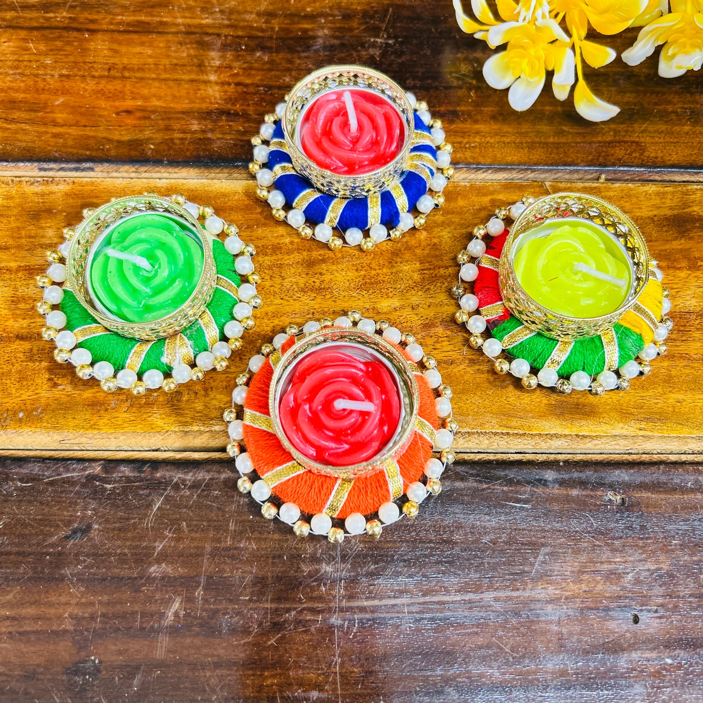 Colorful Round T light Holder with Candle (set of 4)