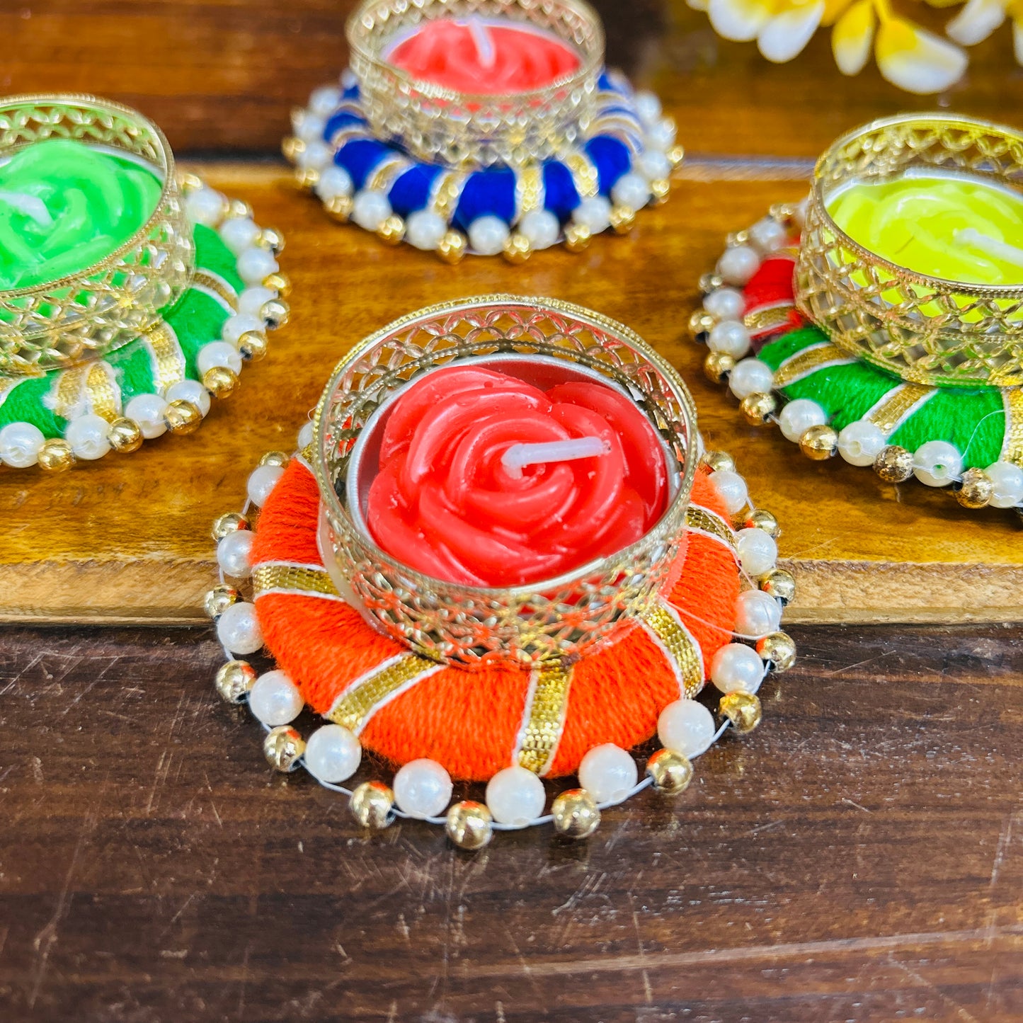 Colorful Round T light Holder with Candle (set of 4)