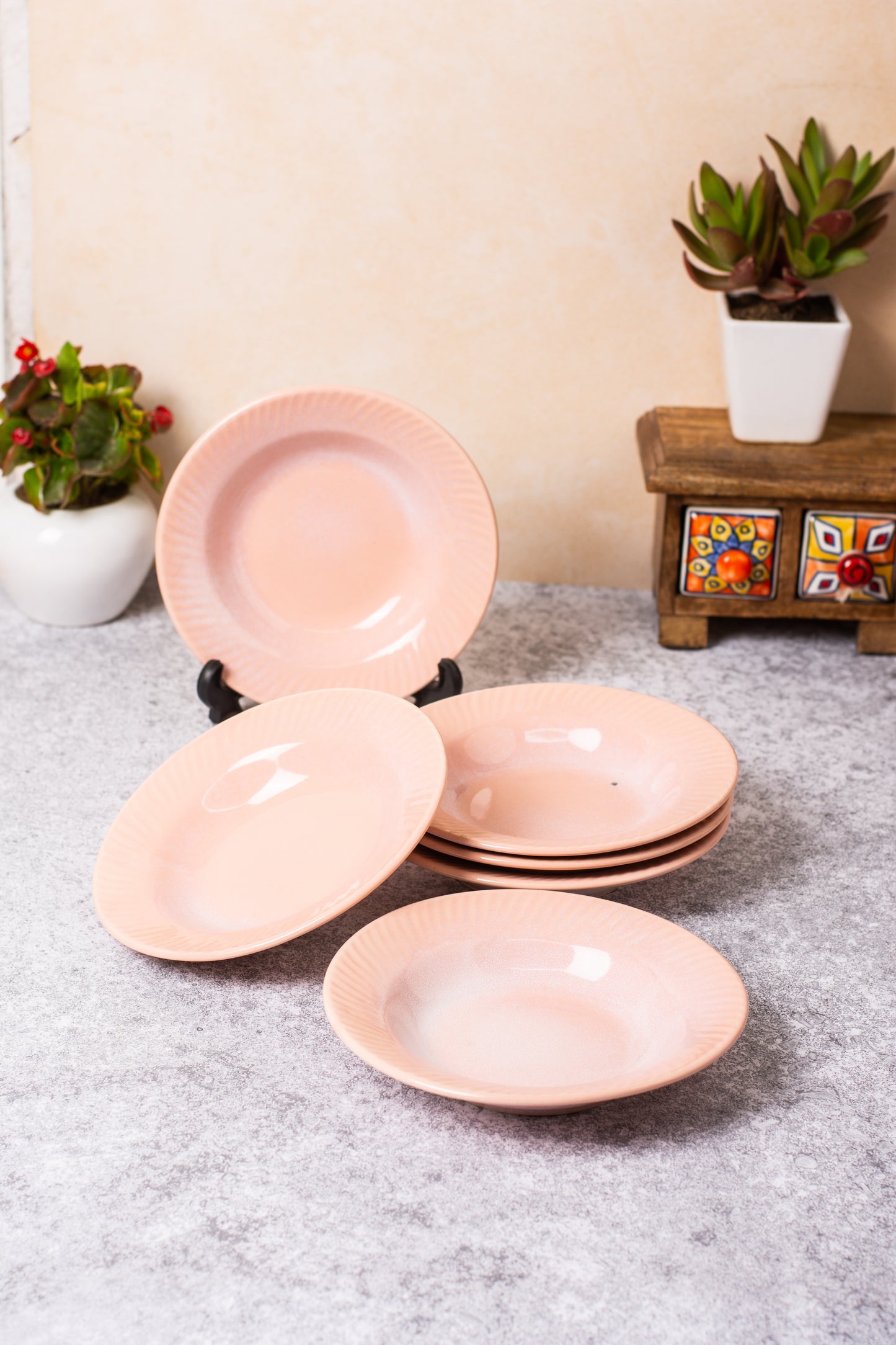 Pink Pasta Plate  7.5 inch (Pack of 1)