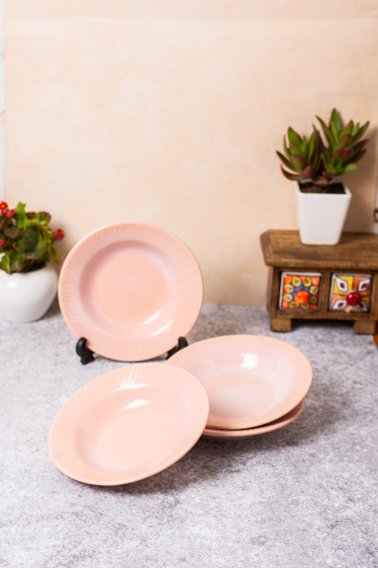 Pink Pasta Plate  7.5 inch (Pack of 1)