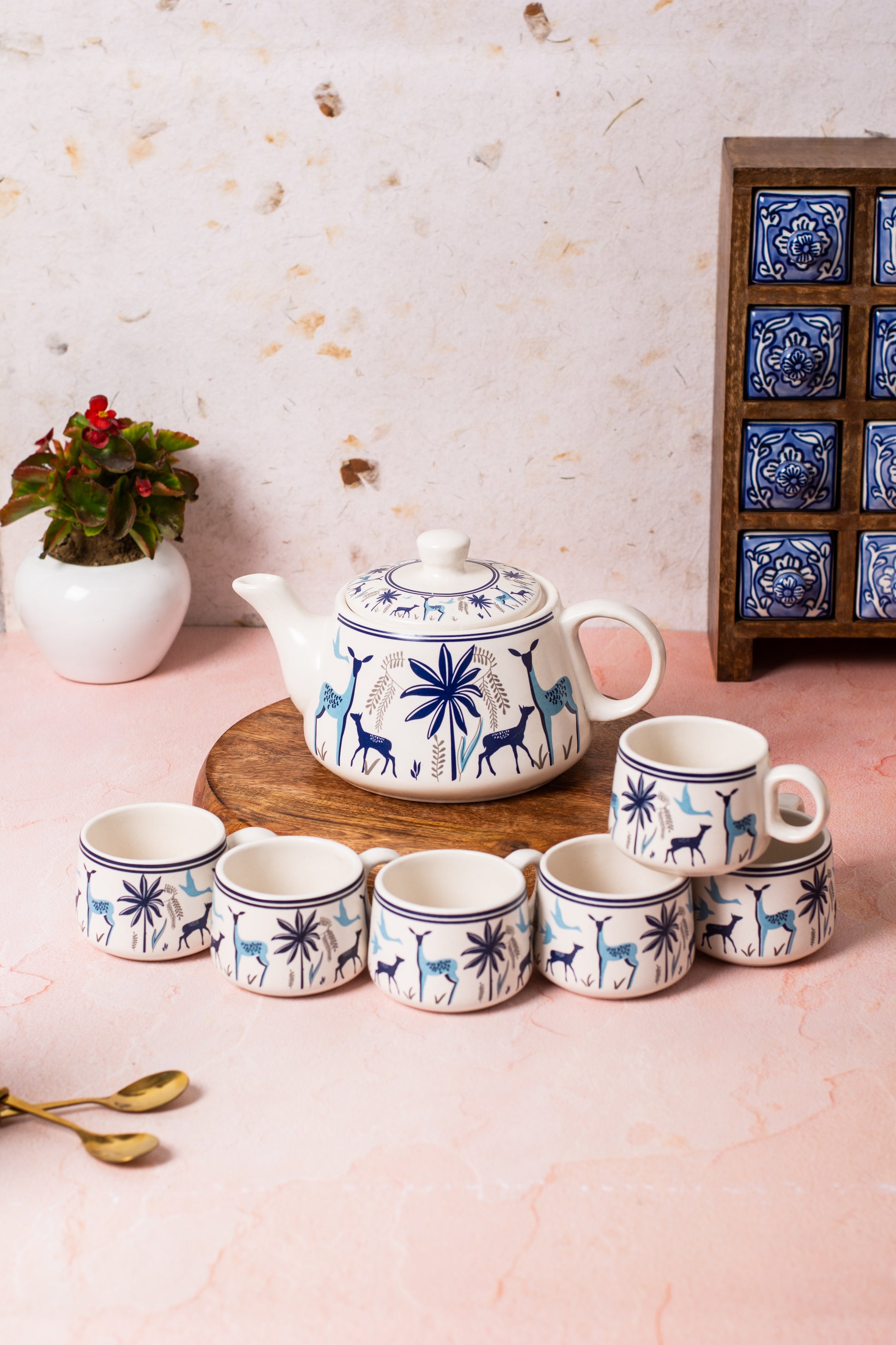 Deer Kettle Set (1 Teapot Cups)