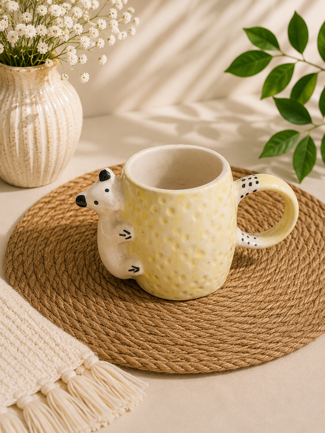 Hugging Bear 3D Ceramic Mug – Yellow Speckled Coffee Mug