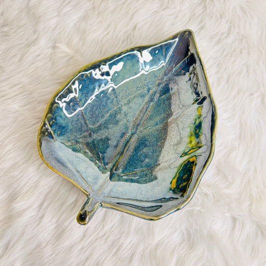 OLIVE GREEN LEAF PLATTER SET OF 1