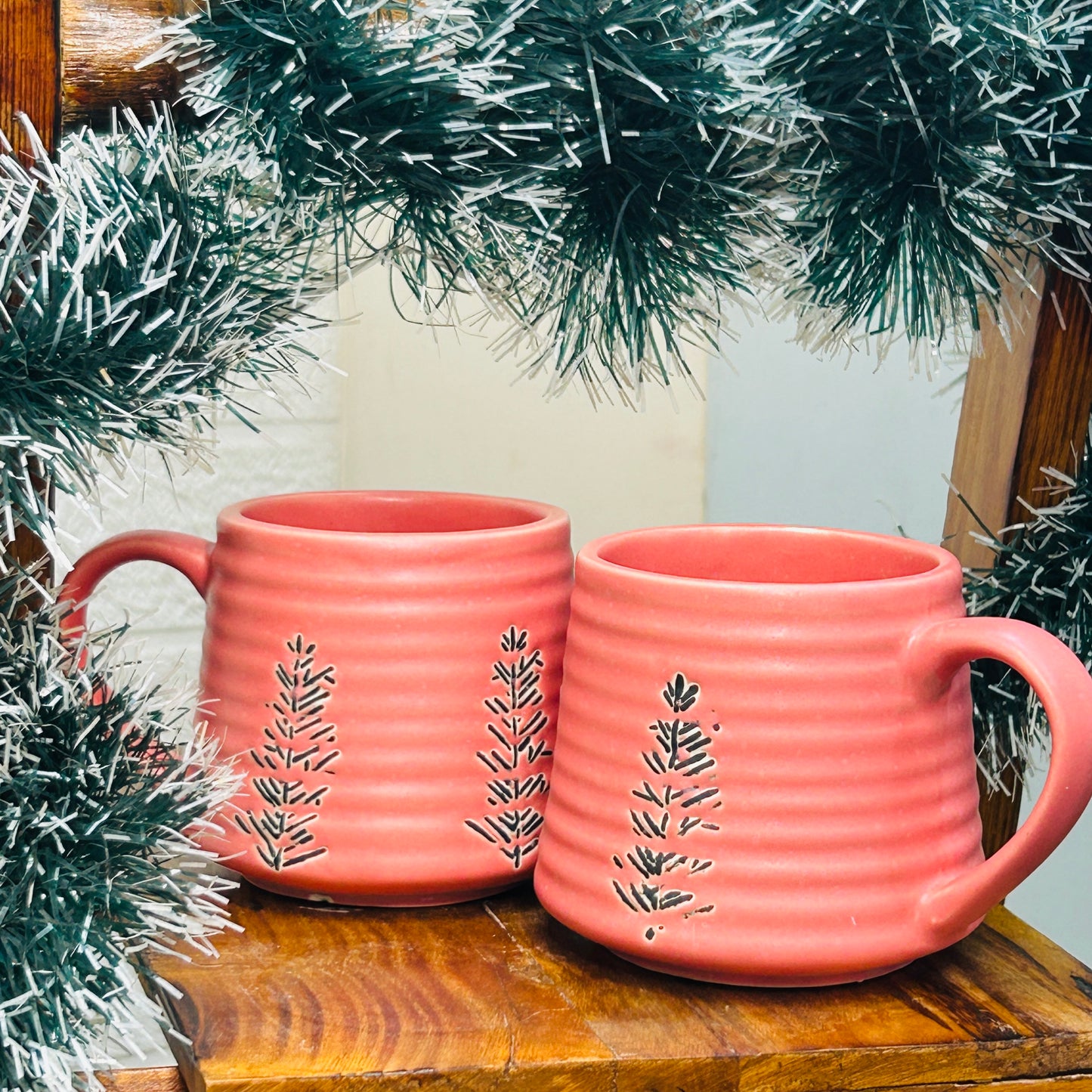 MERRY GIRL MUG