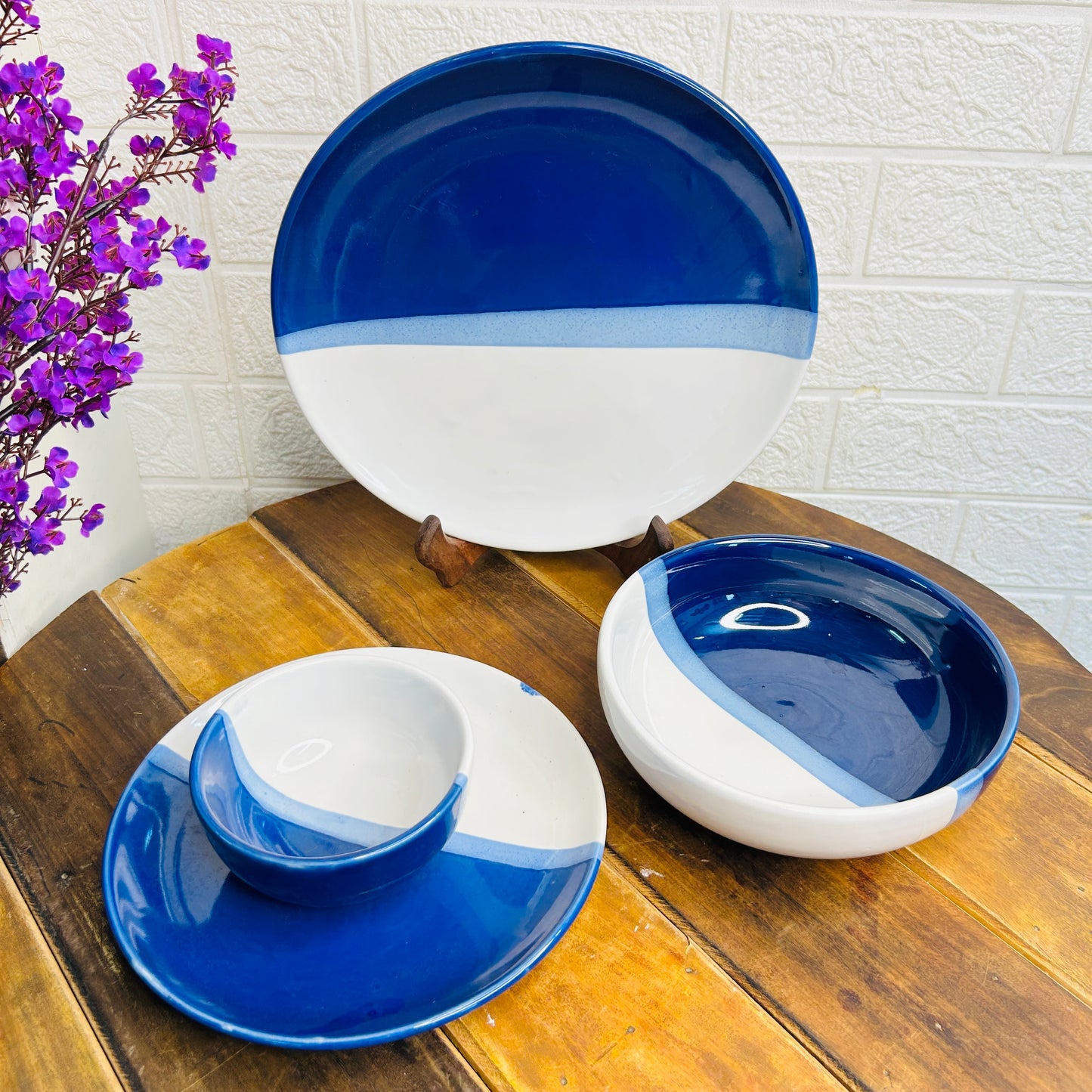 Studio Seaside Dinner Set  of  4