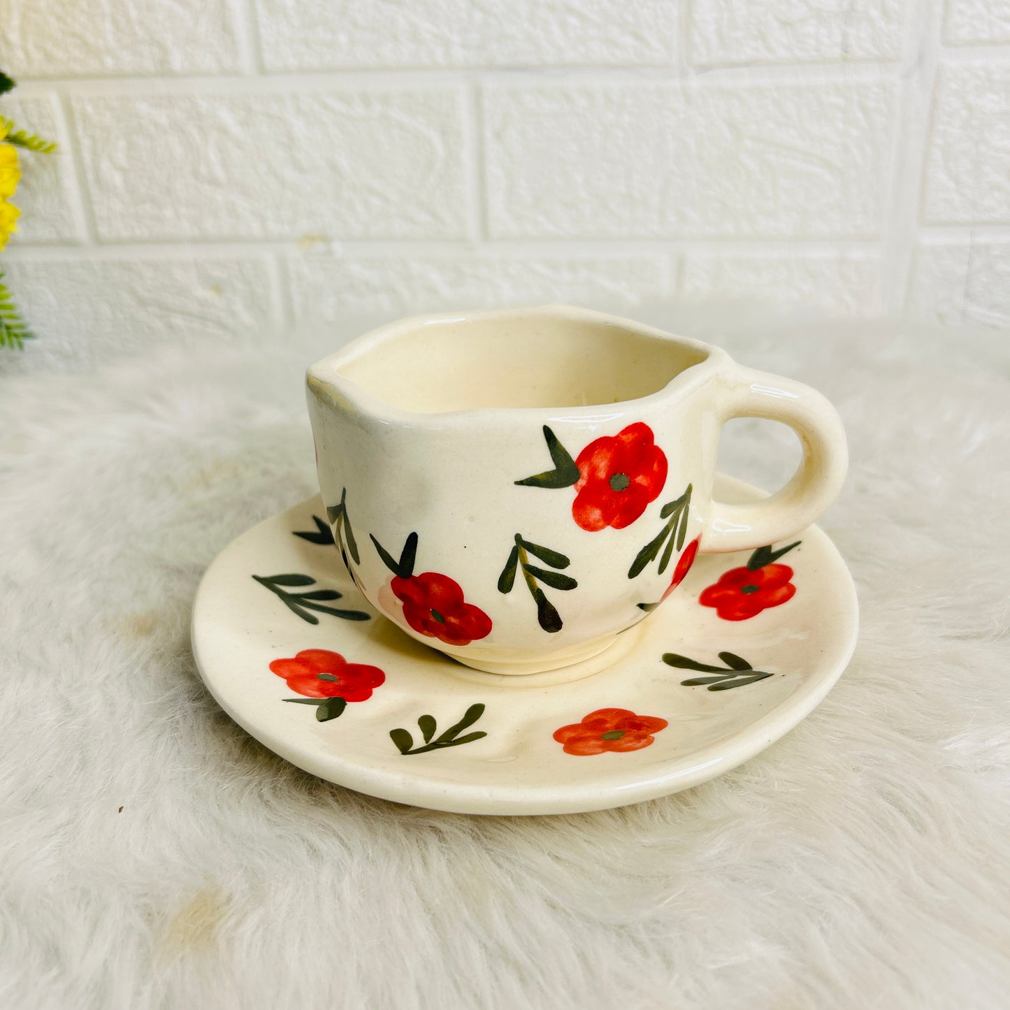 Red Floral Cup Saucer (Pack of 1)