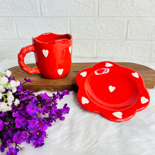 Red Love Mug with Saucer (Pack of 1)