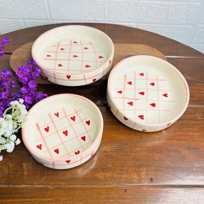 Red Heart Checks Serving Set (Pack of 3)