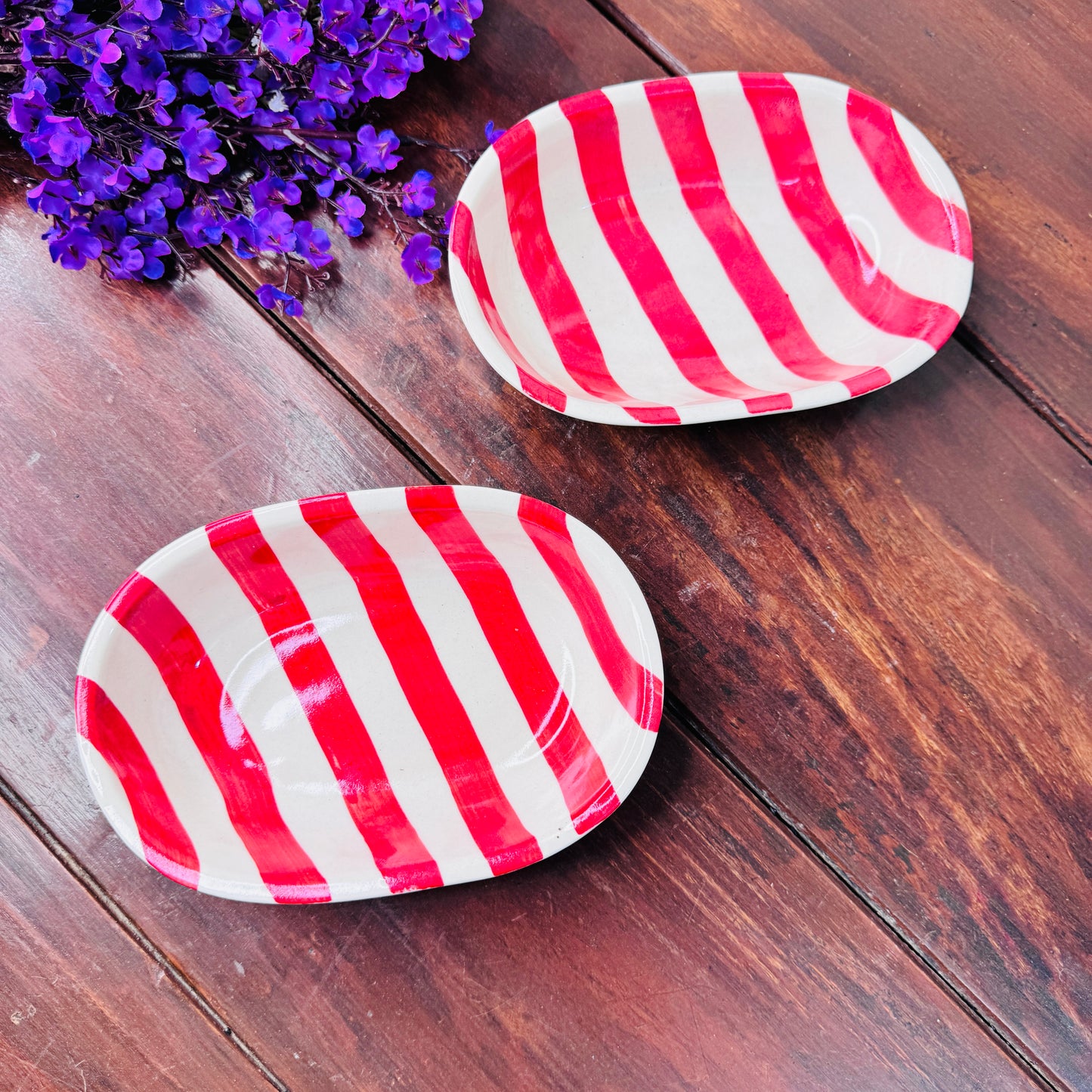 Handcrafted Red & White Striped Oval Ceramic Bowl