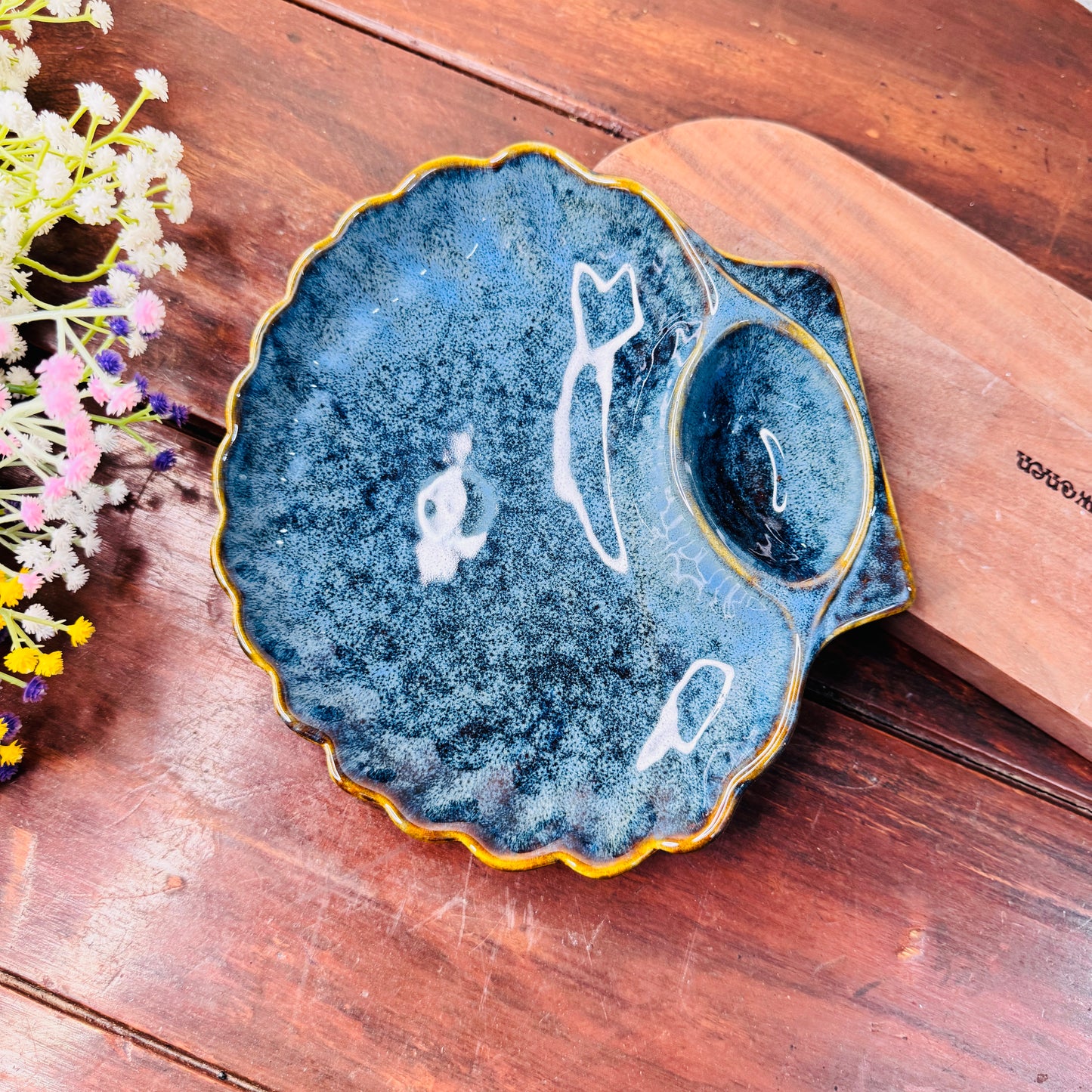 Midnight Blue Shell Ceramic Platter with Dip Bowl