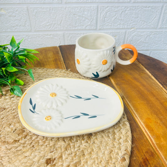 Sunshine Daisy Mug & Plate Set