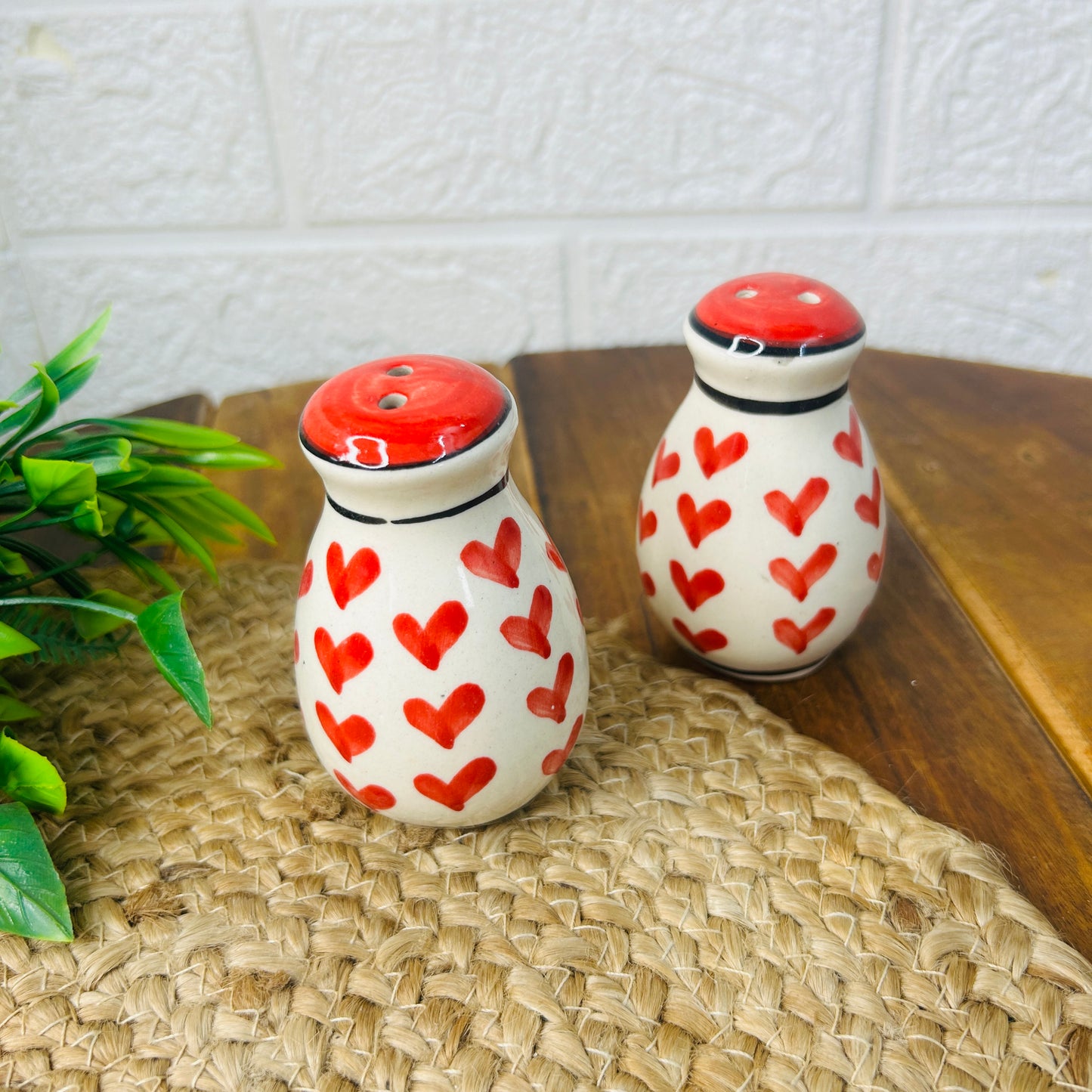 Heart Pop Salt & Pepper Shaker Set