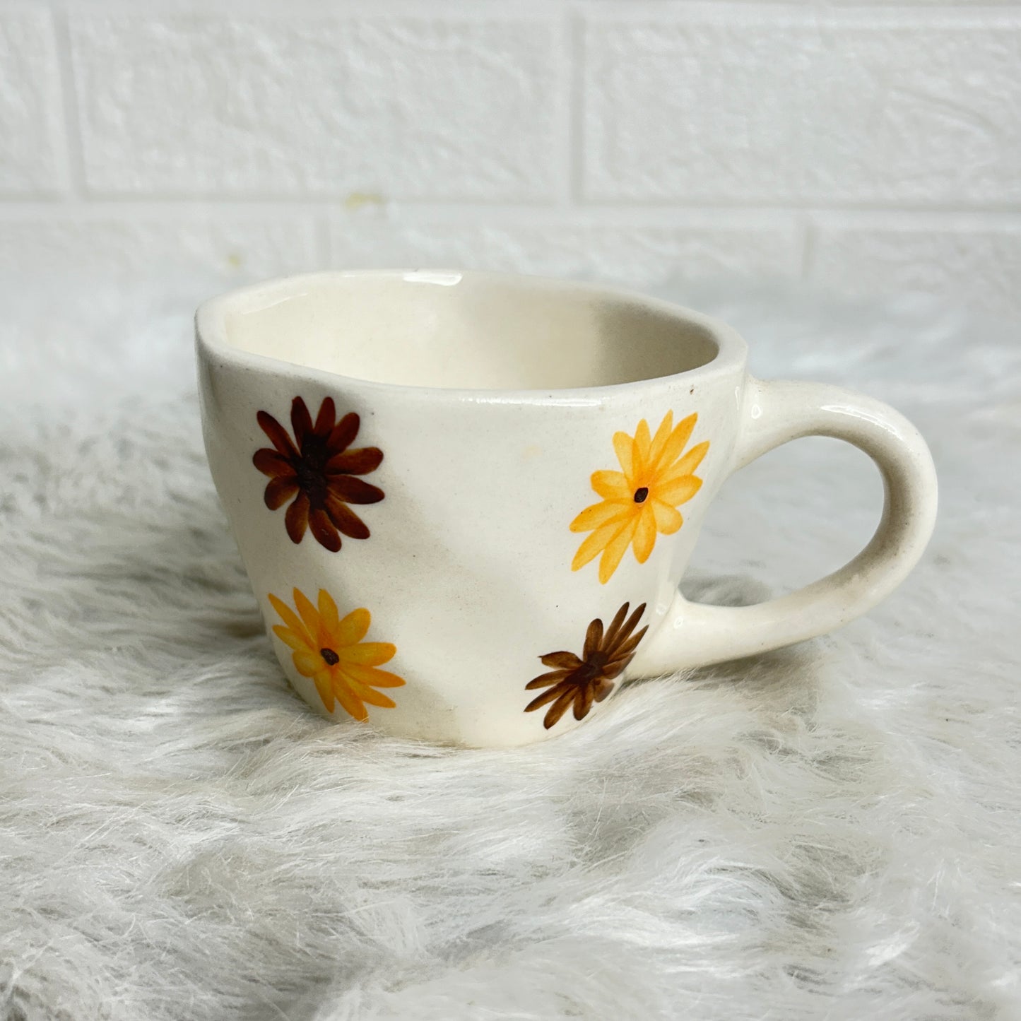 Sunny Flower Tea Cup (Pack of 1)