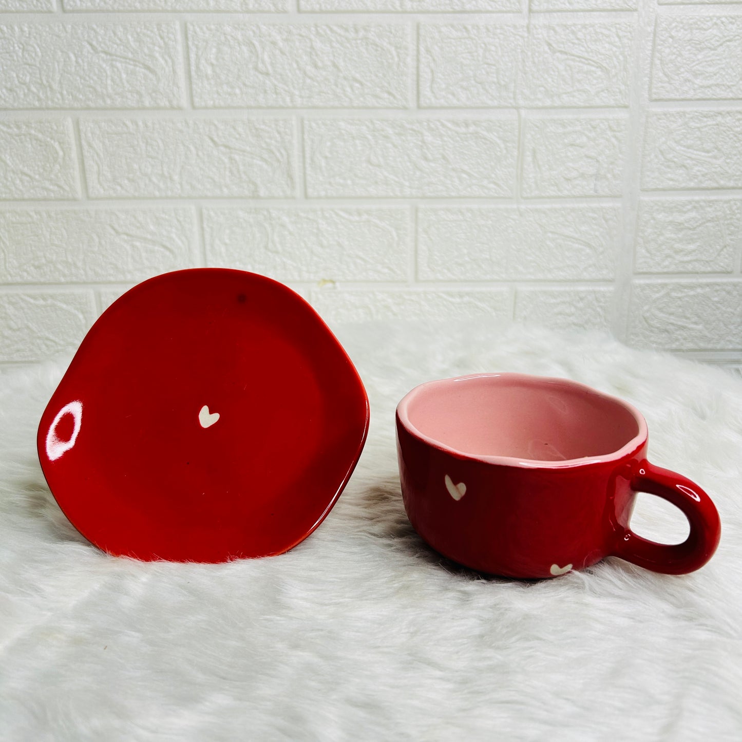 Sweetheart Sip Broad Cup & Saucer (Pack of 1)