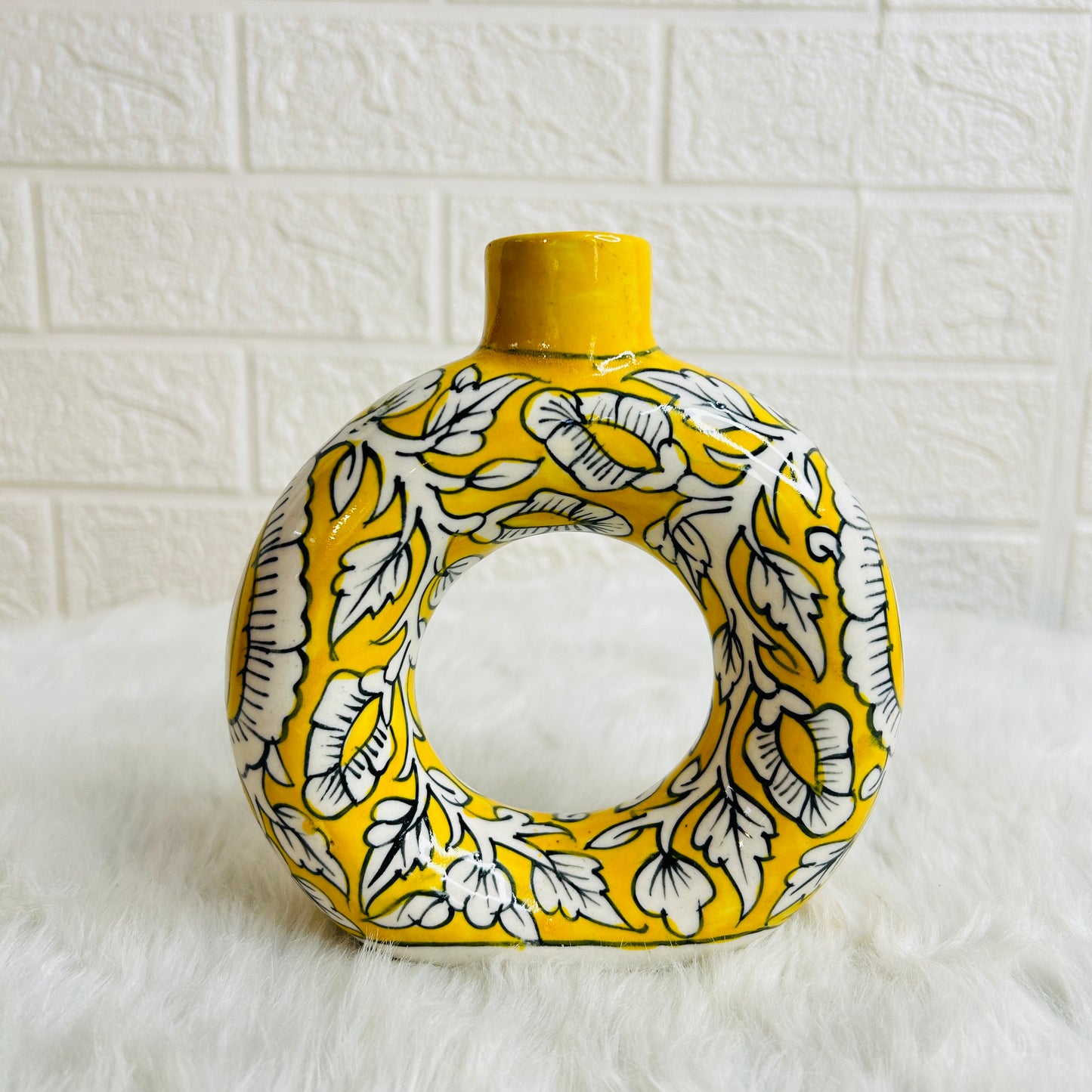 Sunshine Sphere Vase (Pack of 1)